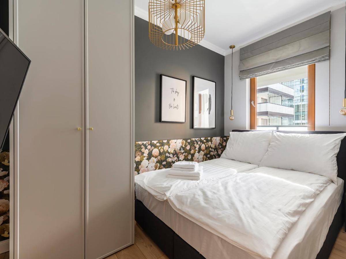Yoursecondflat Grzybowska Metropoint Βαρσοβία Εξωτερικό φωτογραφία